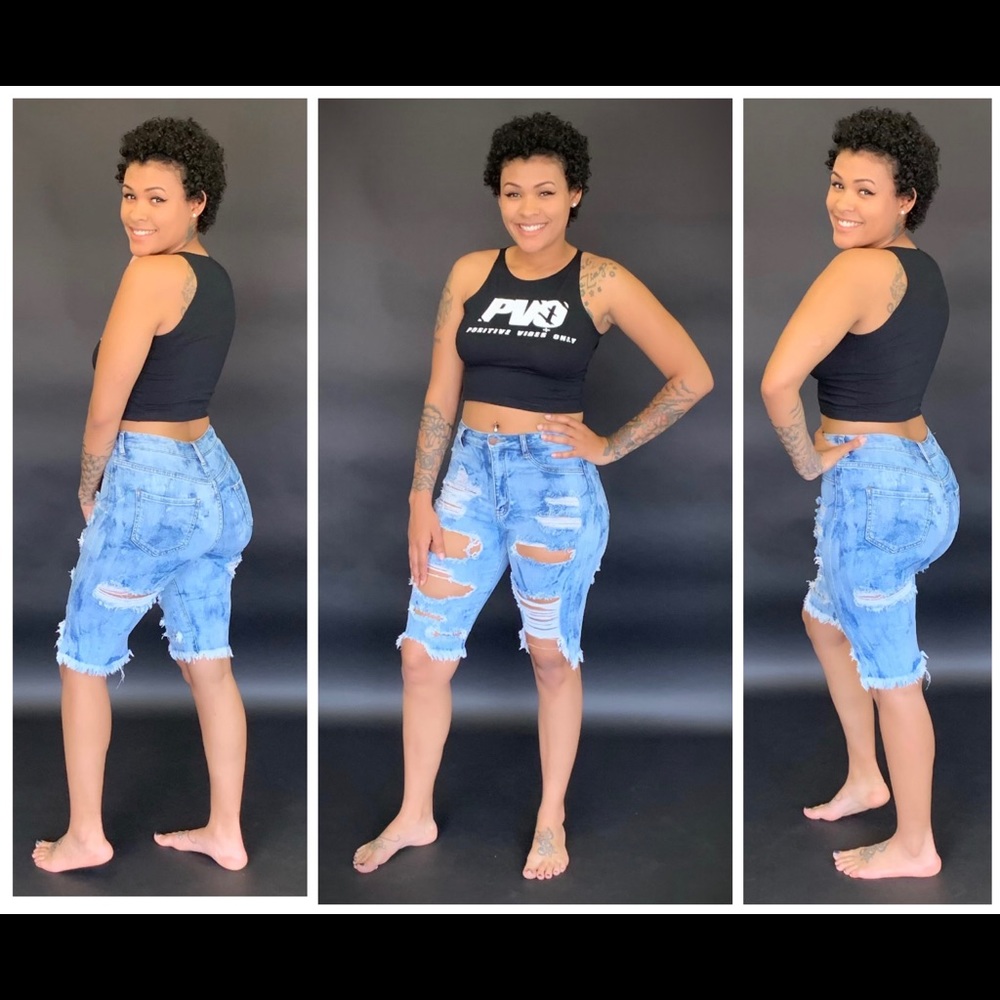 Denim distressed shorts